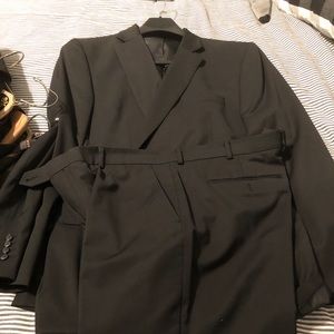 Men’s Suit (Suit Separate)